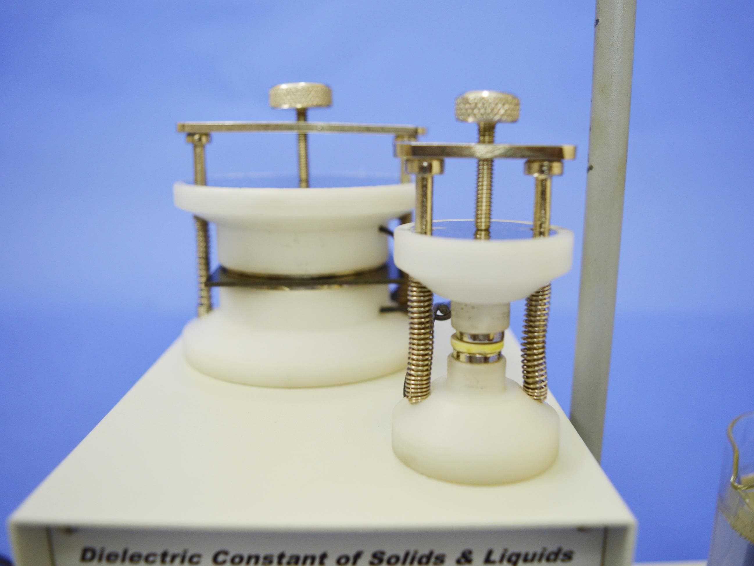 Dielectric Constant of Solids & Liquids (DSL-01) — view 1